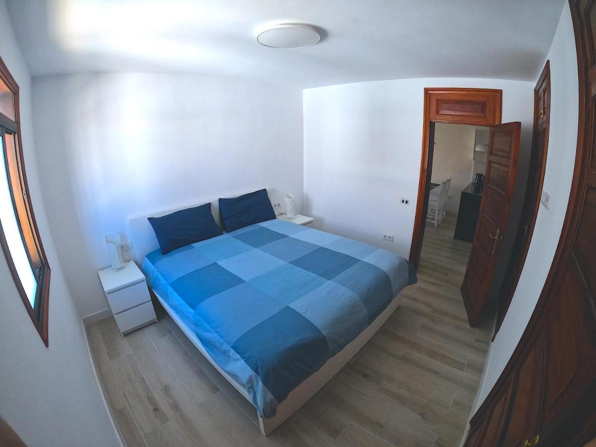 Parque Santiago I - 2 Bedroom - 1 Bathroom - Open Plan Living - Kitchen Area - Extra Large Balcony - First Floor Apartment بلايا ذي لاس أميريكاس المظهر الخارجي الصورة